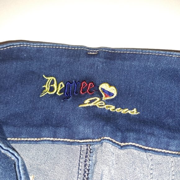 New pair of degree jeans - Picture 4 of 4